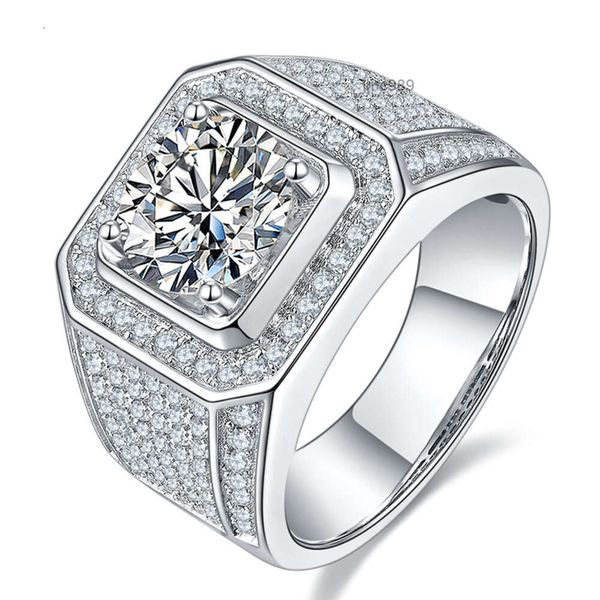 Personnalisation haut de gamme Luster Band Taille Élégant bande de mariage S925 Anneau Moissanite Silver pour hommes 3CT