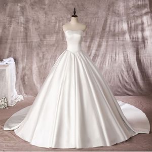 Robe de mariée trapèze Simple en Satin brillant, ivoire brillant, épaules dénudées, sans manches, robes de mariée princesse à lacets