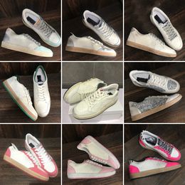 Zapatos de diseñador de lujo para hombre Zapatillas de deporte Golden Ball Star Sabot Zapatos de mujer Zapatillas de deporte blancas sucias clásicas para hombre Botas de Australia Slip-on Nueva temporada