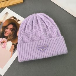 Luxe Solid Knit Fashion Warm Dicke Schädel Caps Casual Motorhaube Dreieck Hut Mädchen Männer Beanie Weibliche Kappe