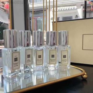 Luxuries Designer London Juego de perfumes 9 ml Caja de regalo de 5 piezas English Pear Sea Salt Wild Bluebell Parfum Colonia 5 en 1 Kit Spray de fragancia de olor duradero Alta calidad0RL4