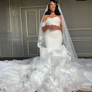 Robe de mariée africaine luxueuse, jupe multicouche, asymétrique épaule dénudée, paillettes, robes de mariée en organza, sur mesure, 2024
