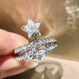 Luxueux et belle tendance lumière luxe étoile à cinq branches brillante pleine diamant comète chevauchement anneau ouvert