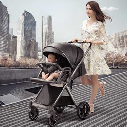 Luxe Baby Stroller Four Wheels Stroller kan gaan zitten of gaan liggen