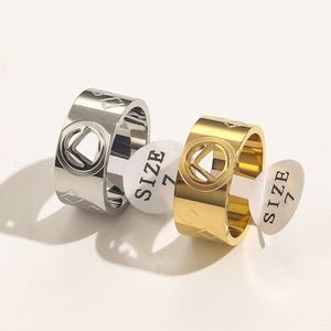 Luxe charme 18k vergulde klassieke herenontwerper Ring Love Ring Letter Chinese ring Gold-vergulde vintage zilveren letter mode unisex feest geschenk