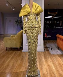 Luxe kristallen kralen zeemeermin prom jurken 2023 sexy v nek plus size sweep trein lange mouwen formele avondfeestjurken voor Arabische vrouwen