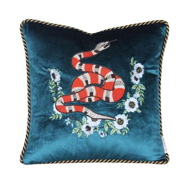 Coussin animal de luxe de créateur, taie d'oreiller décorative, broderie exquise, housse en velours, tête de chat et motif de serpent, etc238E