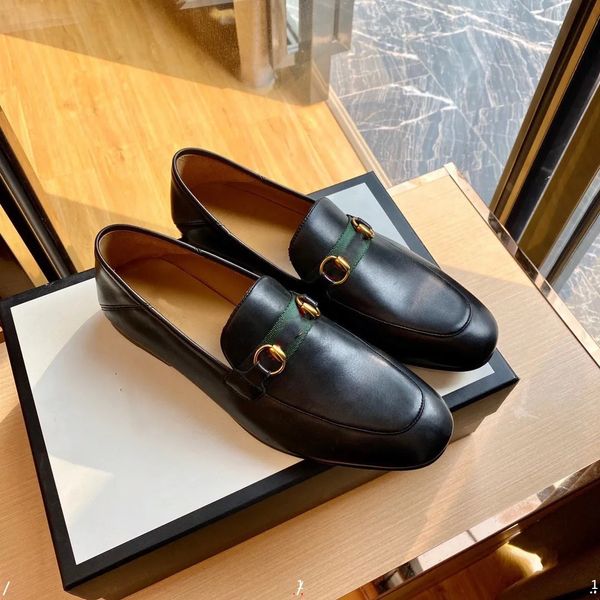 Chaussures habillées italiennes de luxe hommes bureau oxford mocassins en cuir véritable designer mocassins à mors mode affaires chaussures formelles slip sur appartements C1014