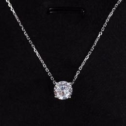 La qualité luxueuse a un collier pendentif avec un diamant pour femmes et une petite amie Bijoux de mariage Gift PS3544291Z