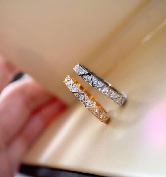 Anneau de bande punk de qualité luxueuse avec forme de losange et diamants brillants en or rose 18K et anneau de platine pour femmes Wedding Jewe2719056