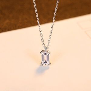 Luxueux brillant Zircon conception géométrique s925 argent pendentif collier mode Sexy femmes carré pierres précieuses collier chaîne collier exquis bijoux accessoires