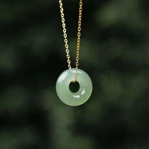 Luxe kleine menigte ontwerp Sense Hotan Jade kraag ketting nieuwe mode hanger ketting