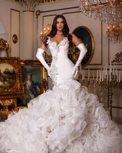 Robes de mariée luxueuses bretelles spaghetti chérie robe de mariée sur mesure appliques de dentelle volants à plusieurs niveaux robes de mariée longue train