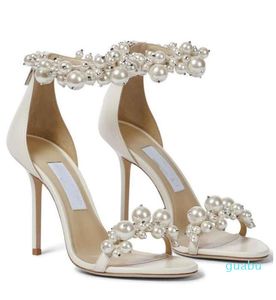 Chaussures de robe d'été luxueuses Perle Perle Sandales Embellies Chaussure à cheville Femme Femmes Élégante Brand de créateur High Heels Lady