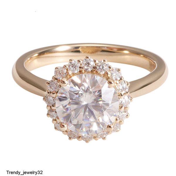 Bague de mariage luxueuse en or jaune 14 carats avec pierre centrale de 7,5 mm DEF Moissanite Diamond Hola Bague de fiançailles