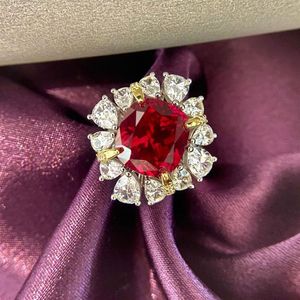 Luxe 10 11mm Grote Ruby Emerald Trouwringen voor vrouwen 925 Sterling Zilver Vonken Volledige Zirkoon Partij sieraden Gift276z