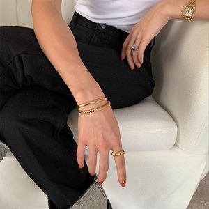 Designers de bracelet à plaque en argent 925 en or de luxe 18 km de luxe classique bracelet polyvalent à la mode bracelet en diamant de haute qualité avec boîte