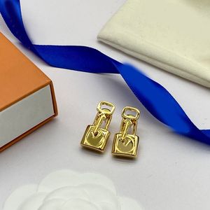 Luxe 18K plaqué or charme oreille Stud boucles d'oreilles en acier inoxydable original designer mode femmes fête de mariage bijoux cadeau de la Saint-Valentin