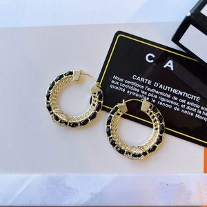 Luxe 18K vergulde designer oorbel studs voor dames modieuze en minimalistische strass hanger oorbellen sieraden geluk goudkleurige zilveren naaldoorbel