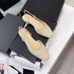 Luxus 2021 Neue Damen-Marken-Sandalen, Top-Qualität, Klassiker, Designer-Slip-on-Flat-Flats-Schuhe für Sommer-Sandalen aus echtem Leder, Übergröße 34–42 cm