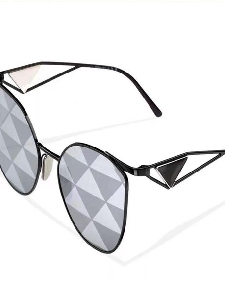 Lujo 2022 Gafas de sol Lentes graduadas SPR50 Mujeres Moda Sombras Marco de metal Vintage Marca Gafas Hombres Diseñador Elegante Incrustación MA5752768