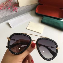 Luxe- 2208 Nieuwe Collectie Luxe Designer Merk Vrouwen Zonnebril Mannen Zonneglas Womens Piloten Sunglass UV400 Bescherming Hoge kwaliteit 2019