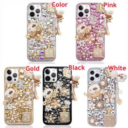 Luxe 3D Bling Glitter Diamond Telefoon Gevallen voor iPhone 13 12 11 PRO MAX X XS XR Pumpkin Auto Hanger Handgemaakte Pearl Flowers Protecive Cover