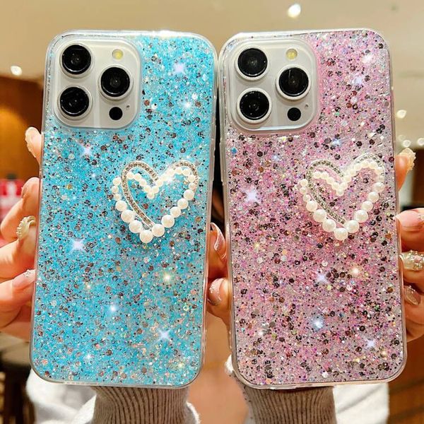 Étuis de luxe de perles d'amour de coeur 3D pour iPhone 15 Pro Max 14 Plus 13 12 11 XR XS X 8 7 6 Confetti Foil Glitter Bling Diamond Glitter Soft TPU Phone Back Skin Filles Femmes Couverture