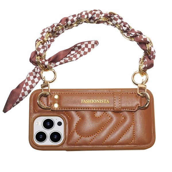 Luxury 3d Love Heart Pu Cuir Cuir TPU Soft avec des écharpes au poignet Sicrage Chaîne de bracelets de bracelet Porte pour iPhone 15 Pro Max 14 13 12 11