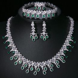 Luxe 4 stuks Bruids Sieraden Sets Groene Steen Kristal AAA Zirconia Feestjurk Fijne Sieraden Set voor Vrouwen 240130