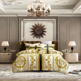 Luxury 5pcs Gold King King Size Boda Boda de cama de oro negro Redding de oro 100 Algodón tejido Europeo Cubierta de almohada Case de almohada de la cama Seta de edredón de edredón