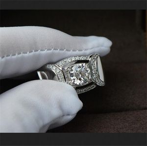 Luxe 925 Argent Cubique Zircone Diamant Simulé Pierres Précieuses Anneaux pour Hommes Vintage Cocktail Bijoux Fiançailles De Mariage Bande Anneau Doigt