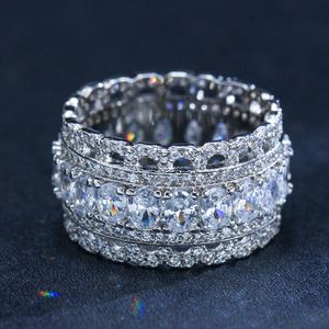 Luxe AAA CZ Bruid Bruiloft Liefde Ringen Maat 6-9 Sieraden Designer Koper Wit Kubieke Zirkonia Messing Zilveren Pierced Diamond Ring voor vrouwen Engagement Gift