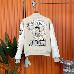 Luxury AC Milans Jacket Off White Veste Mens Femmes Plus taille Varsity Varsity Ourwear Broidered 23 Windbreaker Sportswear Hip Hop 96