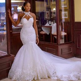 Robes de mariée sirène africaine de luxe long train pour les femmes dentelle perlée cathédrale robes de mariée sexy pure cou sans manches aso ebi 223x