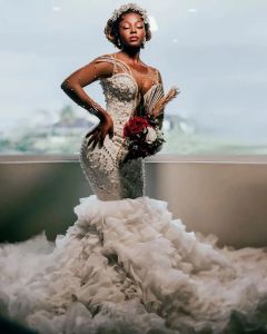 Robes de mariée sirène africaine de luxe perles perles volants à plusieurs niveaux manches longues robes de mariée illusion bijou cou magnifique robe de Novia dos à lacets 2023