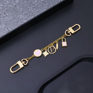 Alliage de luxe Double tête boucle porte-clés chaînes en or métal pendentif floral porte-clés concepteur amour serrure hommes femmes couple lettres porte-clés