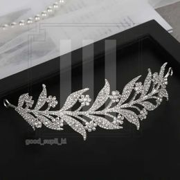 Luxe legering blad bruids designer haaraccessoires hoofddeksels kristal kroon strass ontwerper hoofdband bruiloft tiara mode hoofdtoets 762