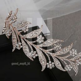 Luxe legering blad bruids designer haaraccessoires hoofddeksels kristal kroon strass ontwerper hoofdband bruiloft tiara mode hoofdtoets 608