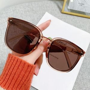 Lunettes de soleil pliantes de luxe et à la mode pour femmes, lunettes de soleil rétro œil de chat de styliste pour hommes, UV400 240323