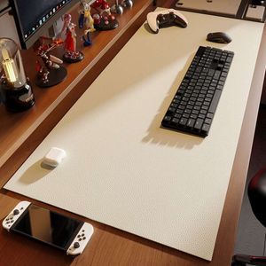Luxe en luxueuze kantoorwerkstation Computer Desk Mat Protection Desktop Wasbaar Waterdichte oliebestendig huishoudelijk leerleer