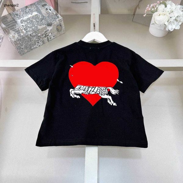 Bébé de luxe T-shirts été pur coton enfant haut à manches courtes taille 100-160 CM vêtements pour enfants de créateur coeur rouge fille garçons t-shirts 24Feb20