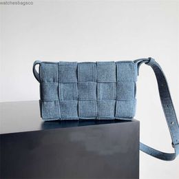 Sac de luxe pour femmes Bvs Designer fourre-tout brique 23 sac d'oreiller fabriqué à la main tissé doux sacs à bandoulière dame mode rembourré XV6O