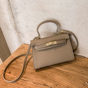 Luxe tassen voor vrouw pu mode handtas geborduurde vierkante handtassen kleine messenger tas functioneel pack crossbody schoudertassen portemonnee