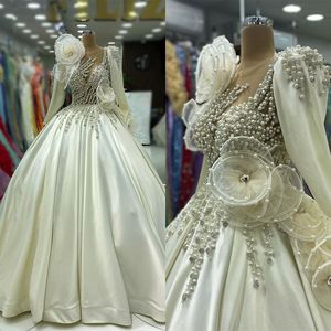 Robes de mariée de bal de bal de balle de poire Applique en diamant Bride Bridal Dubai Arabe Robe Vestido de Novia Sweep Train
