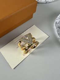 Luxe bandringen koper 18K verguld VOLT ONE merkontwerper groot alfabet letter V drie lagen holle wijd open ring voor vrouwen sieraden