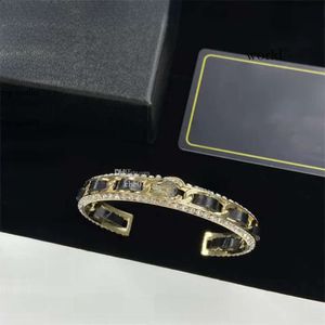 Luxe armband Designer sieraden openen chanells armbanden sieraden chanells bangle vrouw charmelarmband man letter c logo gold manchet cadeau 913 945