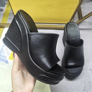 Talon compensé en cuir nu de luxe sabots sandales en cuir pour femmes chaussures à semelles épaisses pour femmes plate-forme de talon de 8,5 cm sandales à bout ouvert chaussures à talons hauts pour femmes35-41
