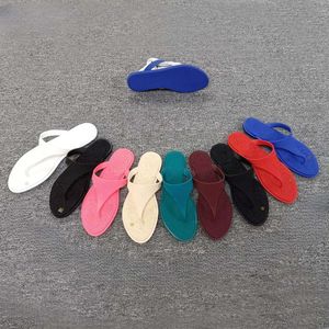 luxe Barocco dimensie vrouw ontwerper Slippers Man 3D Head sliders Jelly siliconen mannen Slippers schoen Rubberen Slipper Zomer Reliëf Bloem sandaal maat 35-45