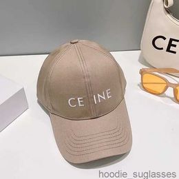 Casquette de baseball de luxe Designer Hat Caps Casquette Luxe Unisexe Solide Géométrique Imprimer Ajusté Ferme Toile Avec Hommes Sac À Poussière Snapback Mode Sunlight Chapeaux Bdlxg